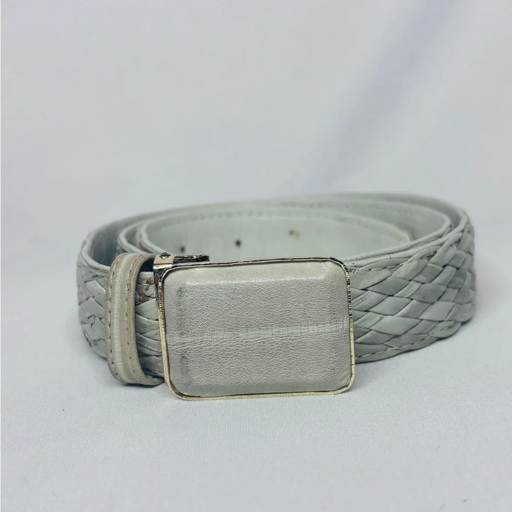 Vintage 90's Women's Leather Braided Woven Mint Sea foam Green Belt L‎